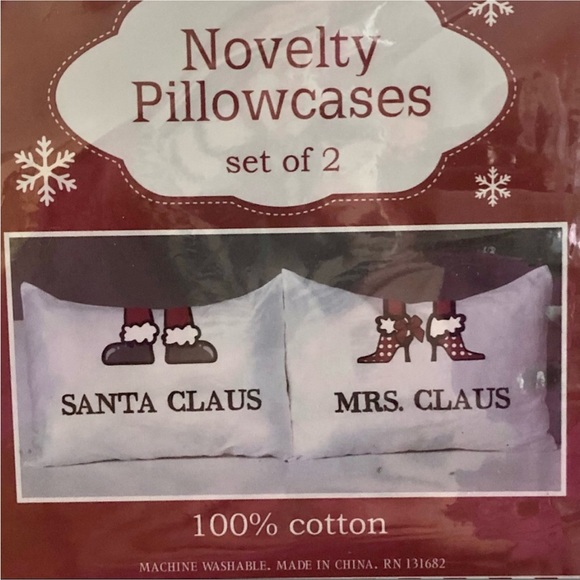 NIP! 🧑🏻‍🎄🎅🏼Santa Clause & Mrs Clause Standard PILLOWCASES - Picture 2 of 4